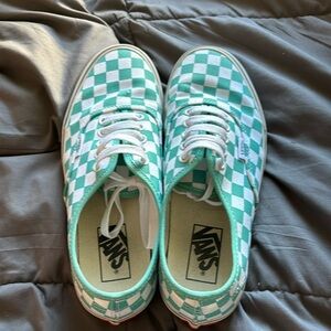 Woman’s Size 8 Vans